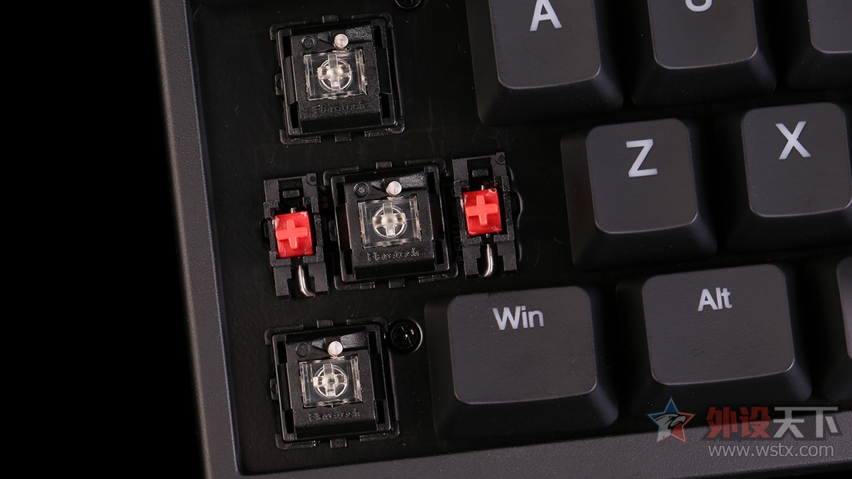 akkoducky联名键盘,akkoducky粉色键盘