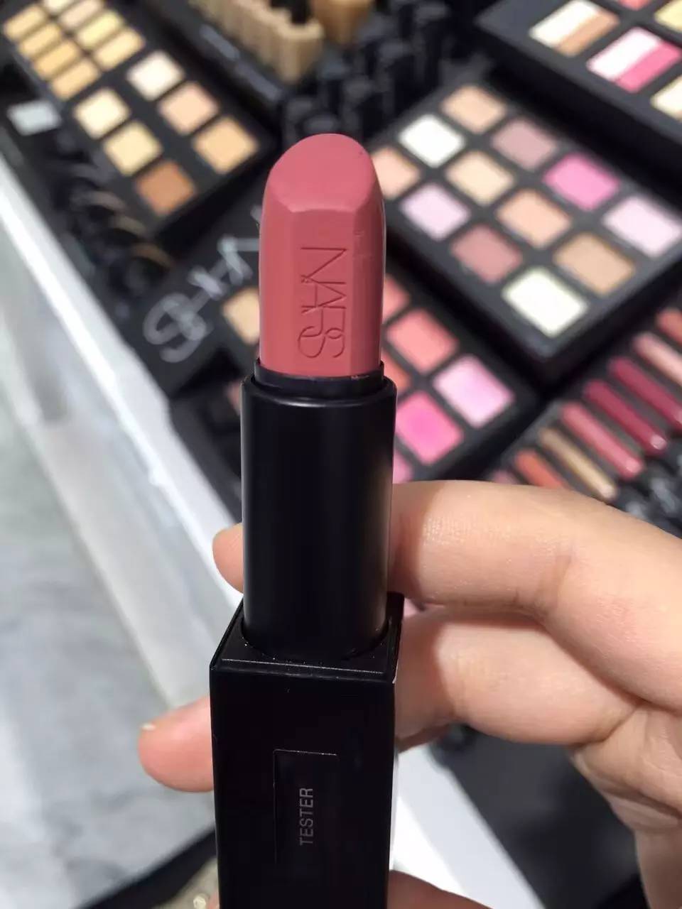 豆沙色口红排行榜10强唇釉,橘朵口红17号色肉桂豆沙大牌