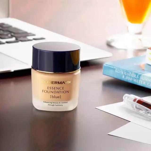 送礼物｜黑人痘肌都能放心用的日本货，演唱会8小时不脱妆还清爽，一年一瓶就够！