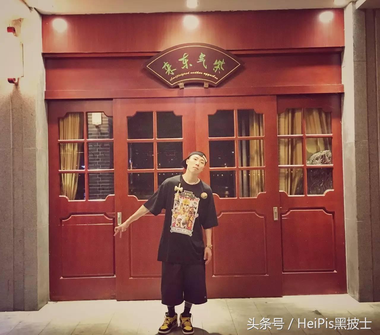 周龙自律,周龙跟谁是情侣