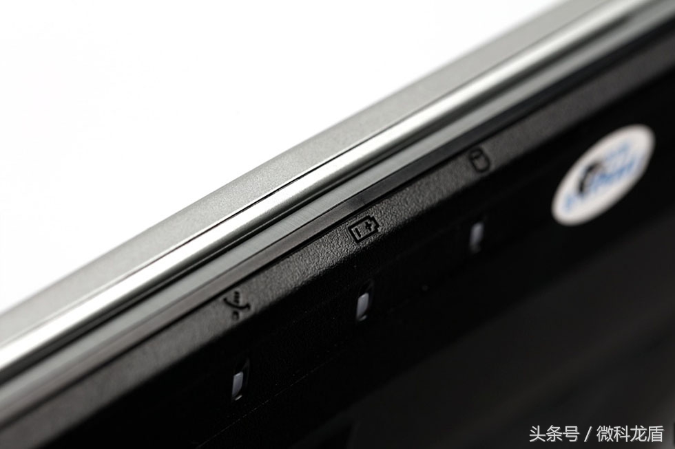 商务设计游戏两不务MSI银色战舰PE627RD-1251CN评测