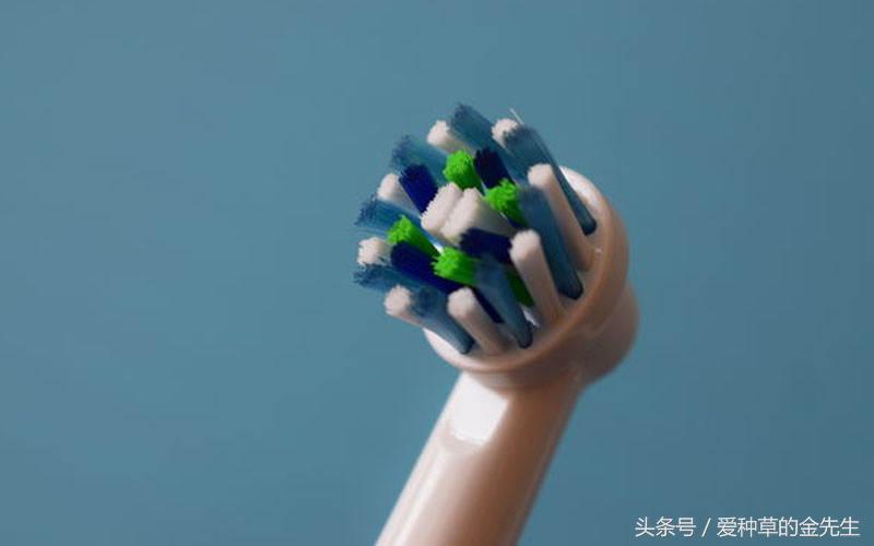 oral-b电动牙刷设计,oral-b电动牙刷刷头通用吗