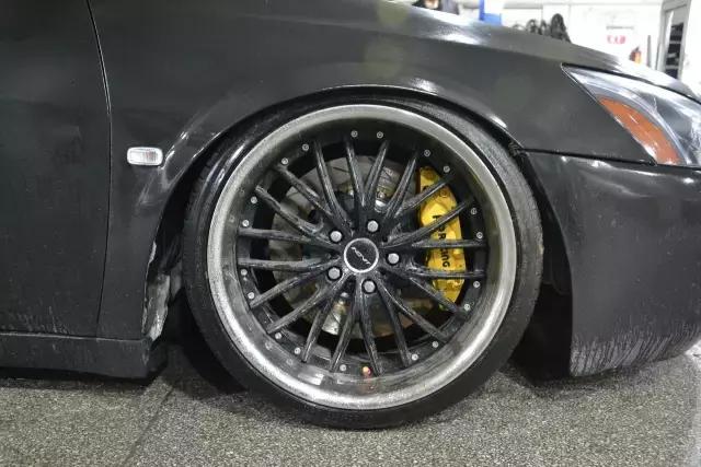 汽车改装的“鲍鱼”卡钳总有一款合你口味