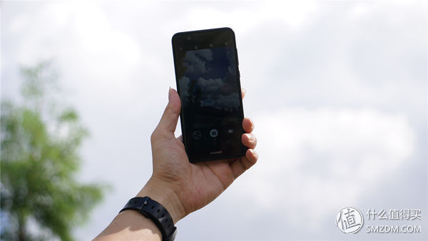 不一样的精彩绝伦,华为nova2plus测评