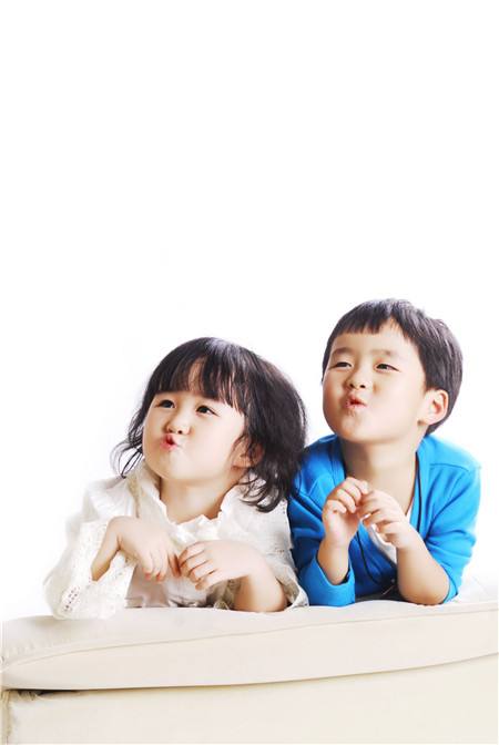 怀龙凤胎有什么特征最准,能怀上龙凤胎的人特征