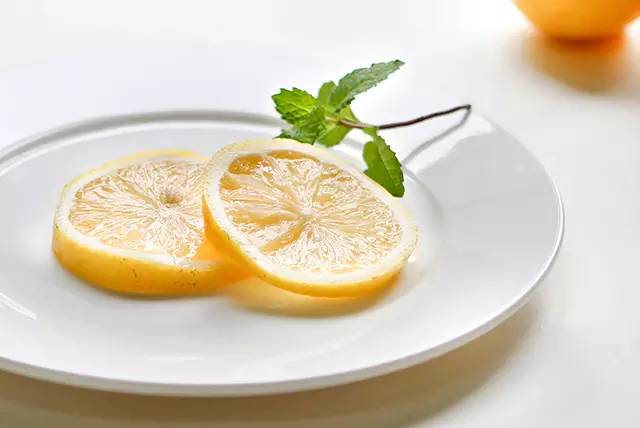 学会正确的喝水方法可以变美,喝水也可以变美吗