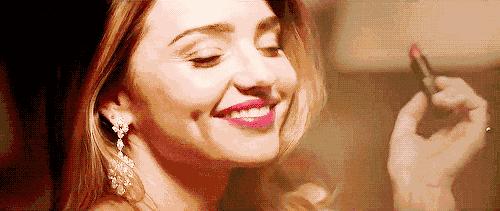 一生要吃掉1.8公斤口红的你，还不快看看这些“食品级口红”！