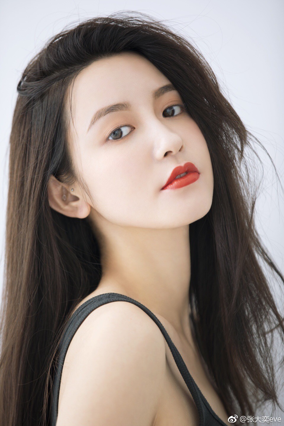 网红真的赚几个亿,网红赚那么多钱要交税吗