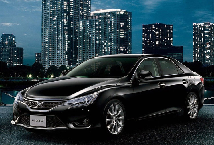 谈情怀还行，谈性能还差的远一些，锐志真的一蹶不振还是会奋起直追？