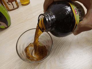 史上最走肾饮料测评！炸裂了膀胱，粉碎了味蕾