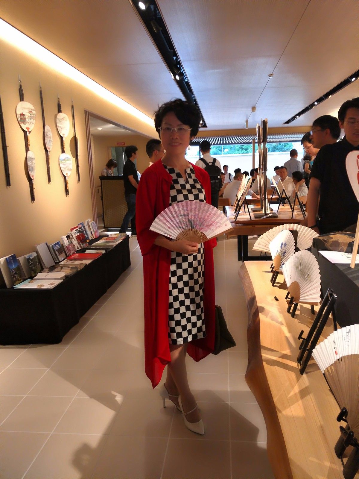 日本人从中国拿走多少古董,日本人从中国抢走的文物