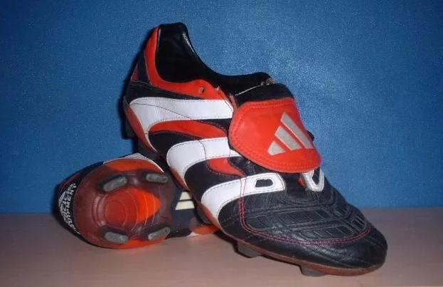 阿迪达斯经典足球鞋系列回顾,阿迪达斯足球鞋全系列介绍