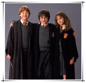 校服大比拼哪个国家的校服更丑,各国校服比拼小视频