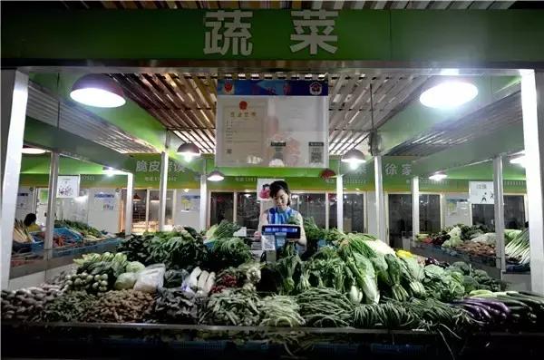 石家庄市区内最大的菜市场,石家庄网红菜市场