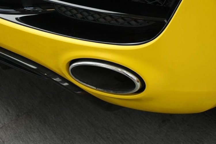 奥迪r8spyder赛道版,奥迪r854万