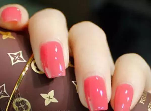 蔻丹艺术作品,蔻丹染指甲