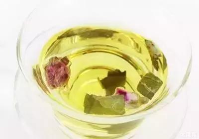 夏天到了心里燥热推荐什么茶,秋冬喝这几款茶基本不怕感冒