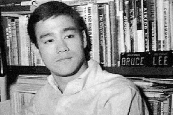 李小龙逝世50周年电影,李小龙逝世49周年纪念视频