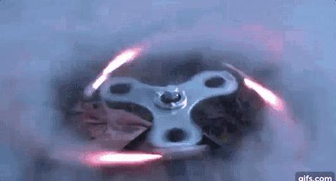 指尖陀螺都能玩出啥,指尖陀螺好玩的