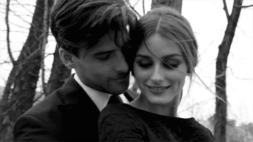 如何在朋友圈秀恩爱还不招人烦,在朋友圈如何秀恩爱不反感