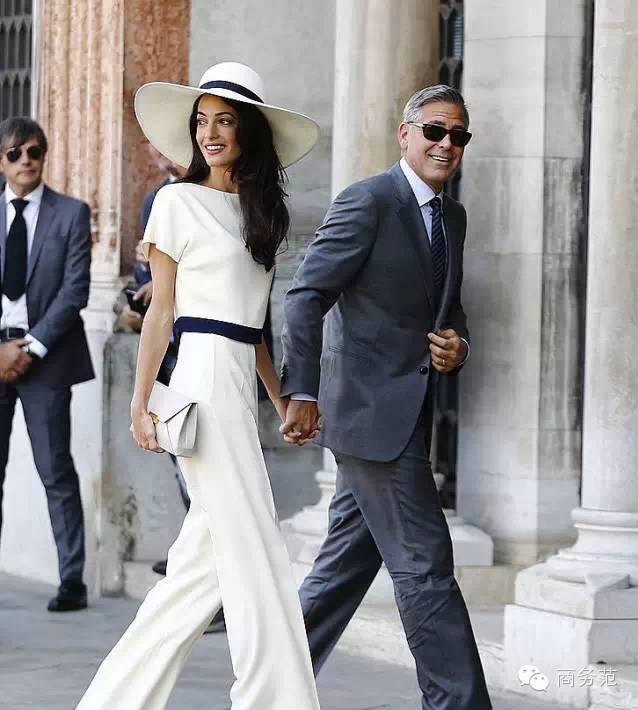 如何在朋友圈秀恩爱还不招人烦,在朋友圈如何秀恩爱不反感