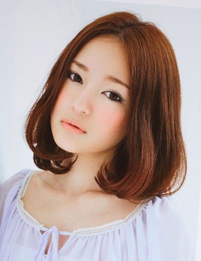 脸大做什么发型比较好看显脸小,发型男2020流行发型不烫脸大