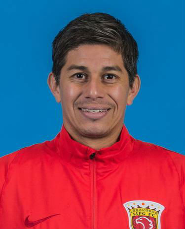 他是马拉多纳球童，一轮亚冠看出33岁的他才是真正中超之王