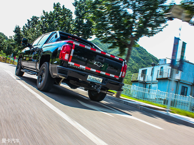 索罗德猛禽试驾视频,猛禽索罗德公羊