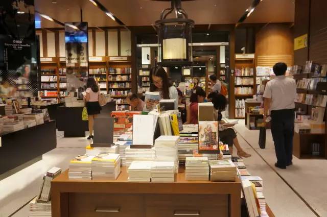 没有商业，诚品不能活没有文化，诚品不像话｜致敬吴清友