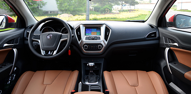 智趣省乐超级实用——试驾2016款MGGT名爵锐行