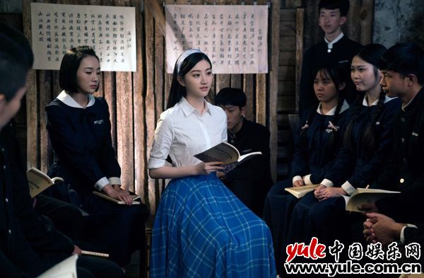 景甜青禾男高多少,青禾男高景甜饰演的角色叫什么