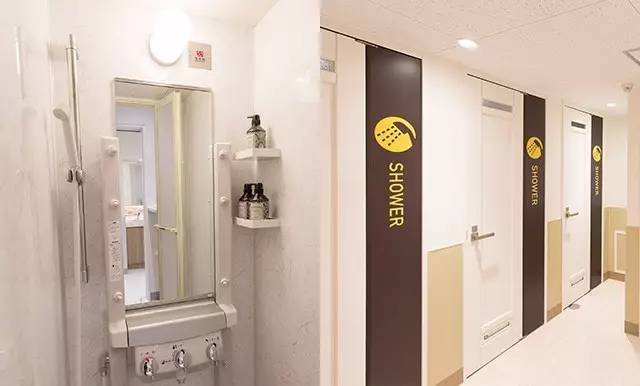 日本原宿网吧,日本东京豪华网吧