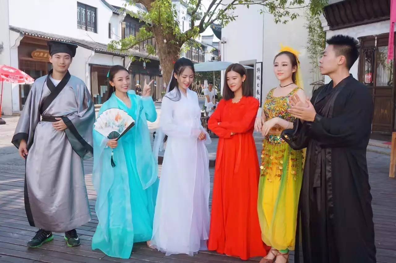 竟然疯玩成这样……还讲不讲规矩！