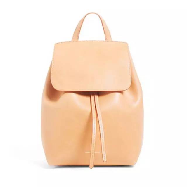 4款秋冬最in双肩包明星们都在背,今年最流行的一款双肩包