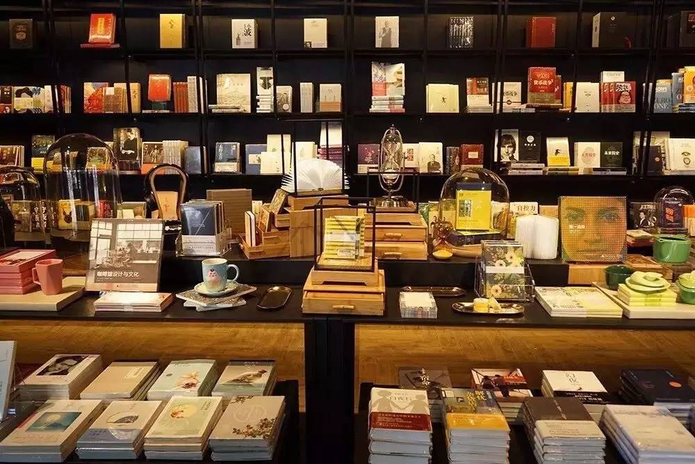 还在羡慕台湾诚品？咱西安也有24小时不打烊书店啦！