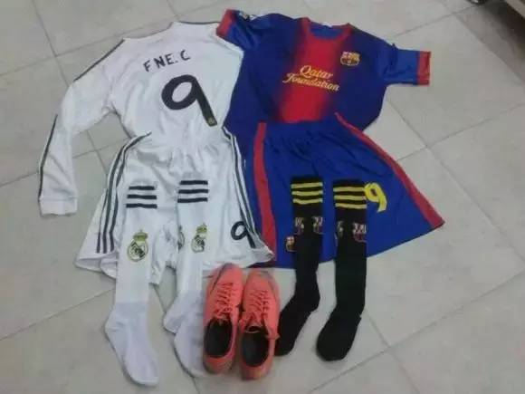 当你的男朋友爱踢球,当你的男朋友打球