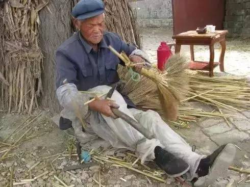 即将消失的传统手艺,即将消失的传统手艺剃头匠