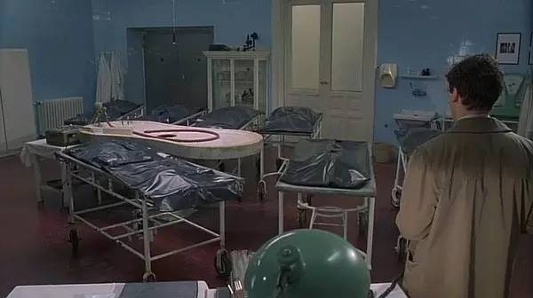 这部美版「白银连环杀人案」，早该刷爆朋友圈了