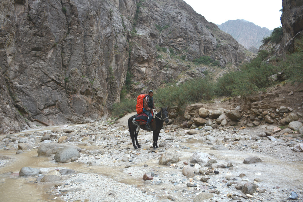 行者无疆-6月乌孙，漂洋过海为圣湖，翻山越岭因初心