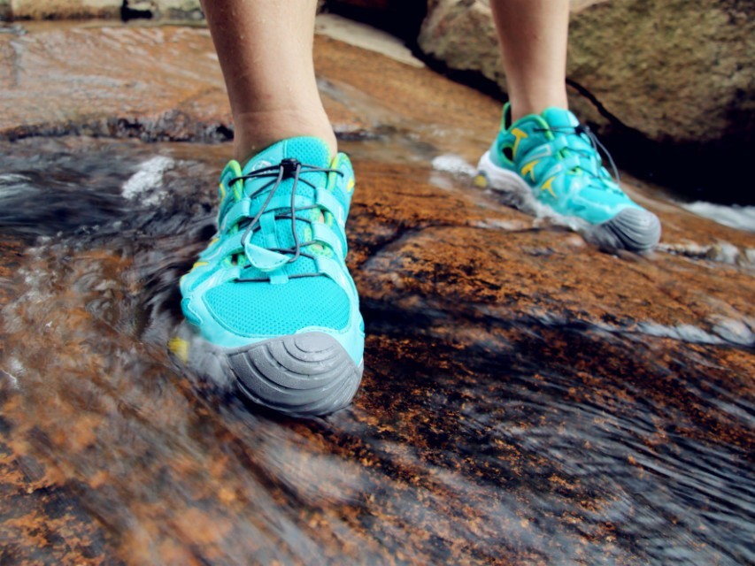 水陆两栖，凉爽一夏―――洛驰3H027E溯溪鞋测试