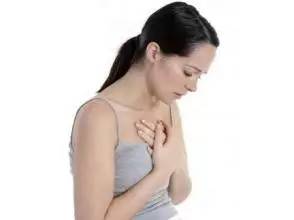 肿瘤患者突然呕吐是什么原因,脑肿瘤晚期出现喷射性呕吐