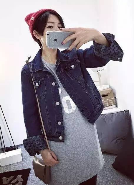 青年韩版休闲男潮流绿色搭配,韩版皮鞋和休闲衣服搭配