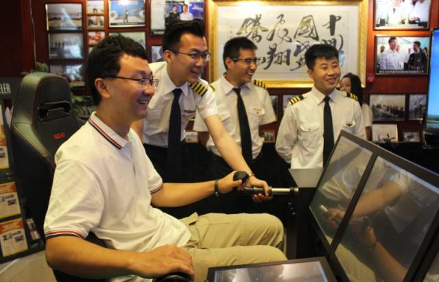 社区青年汇精彩视频,社区青年汇工作总结