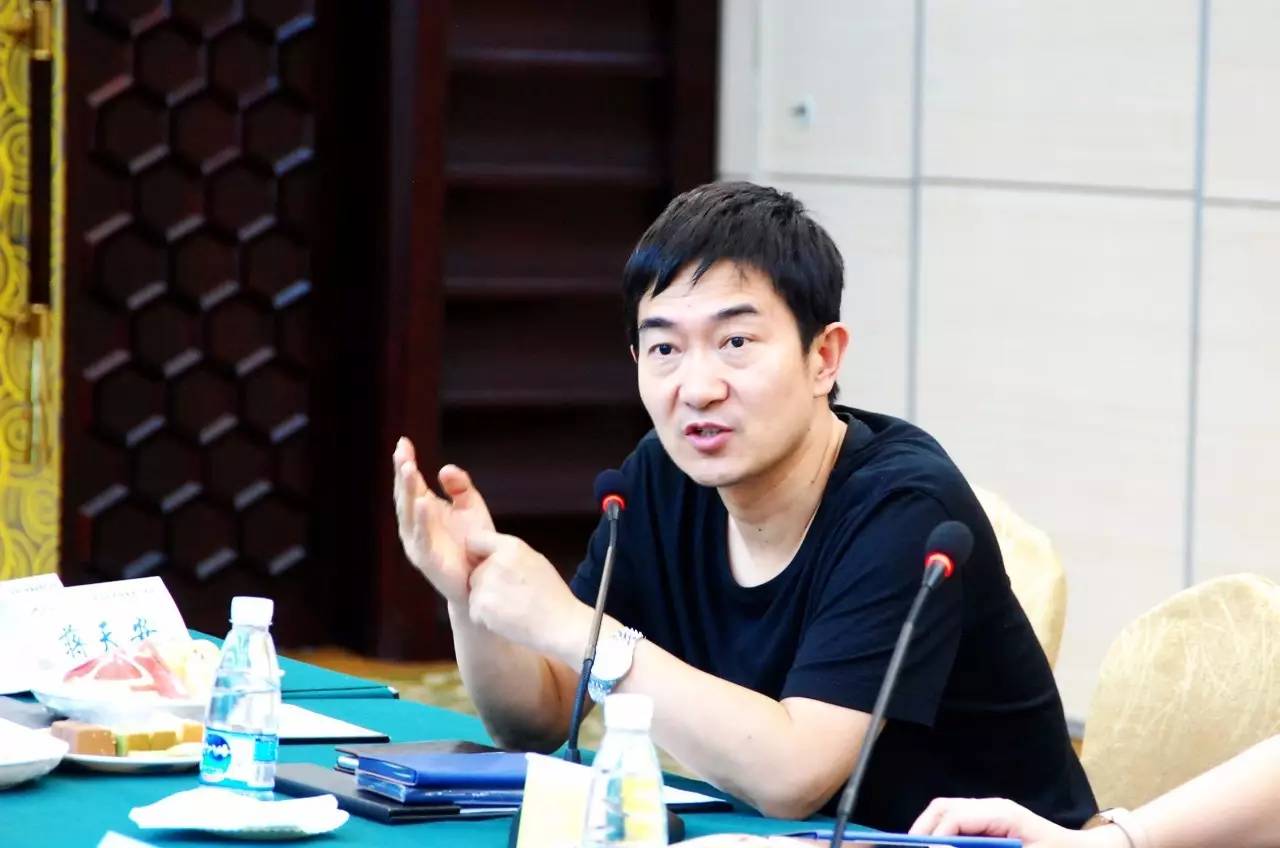 我院协办“2017甲亢旁热消融多中心研究项目研讨会”，多位专家做专题演讲