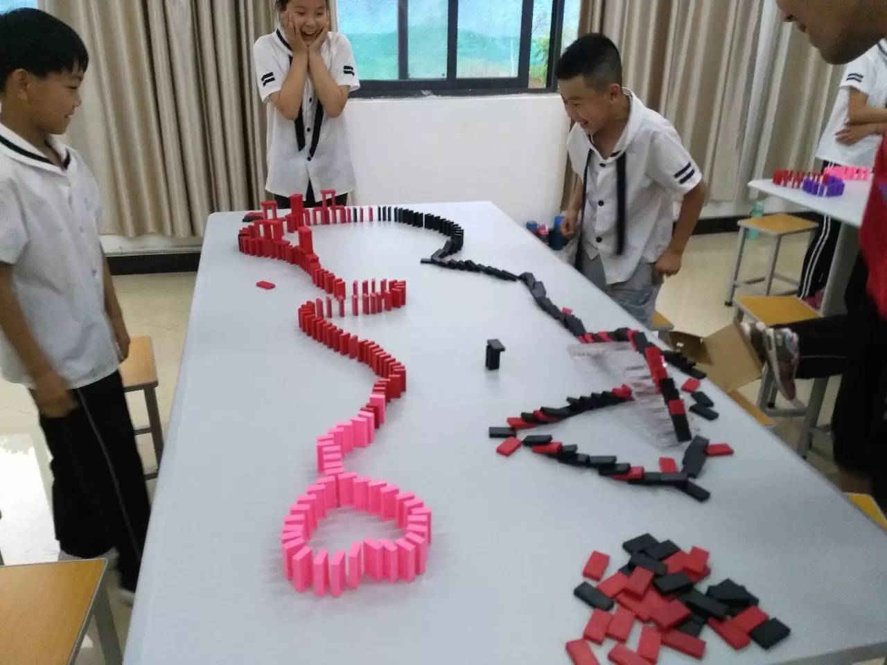 快乐童年放飞梦想诗歌,快乐校园梦想起航