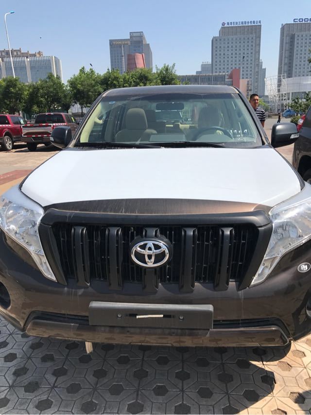 22款丰田霸道2700图片及价格,2018丰田霸道2700中东版txl