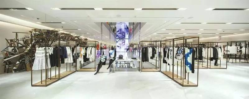 曾打造112.8万港元/㎡“亚洲之冠”的豪宅教父九龙仓，这次再造“国际精英艺术公馆”会不会把很多标杆项目甩到身后？