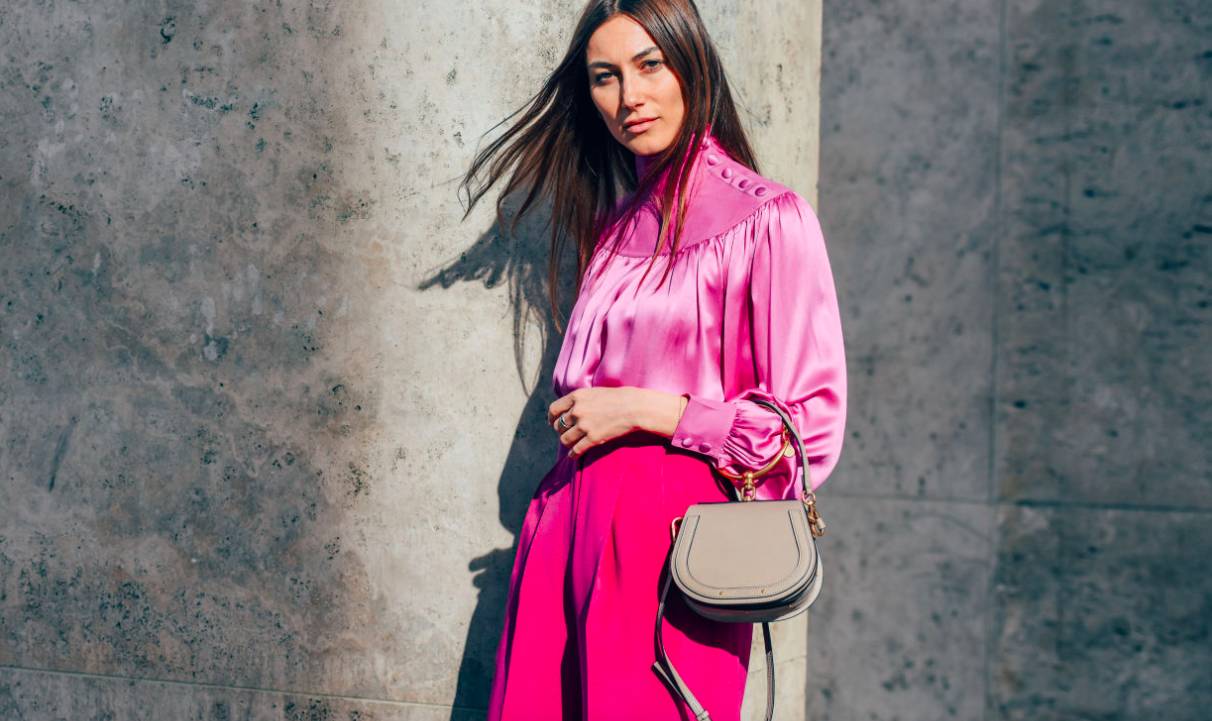 七夕怎么穿让男朋友眼前一亮,七夕情侣怎么穿甜到掉牙