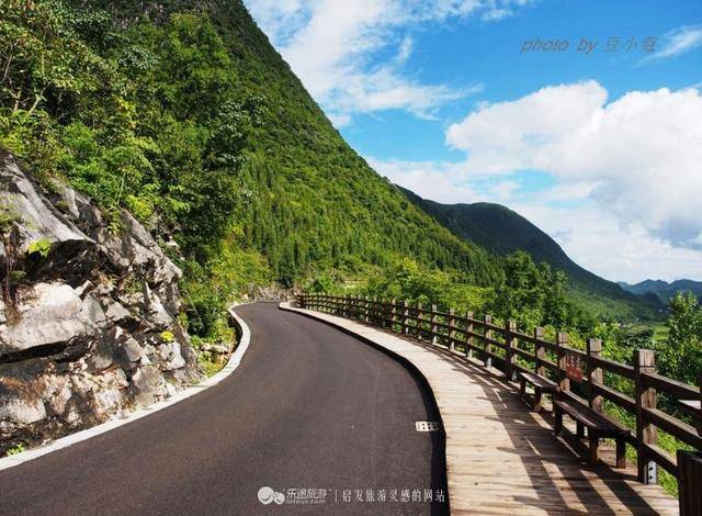 万峰林优美景色诗句,描写万峰林最美诗句