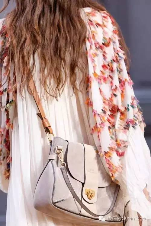 小众却是大牌的包包,别再沉迷大牌这5款小众品牌包包
